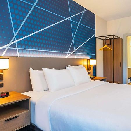 Comfort Suites Kelowna Dış mekan fotoğraf