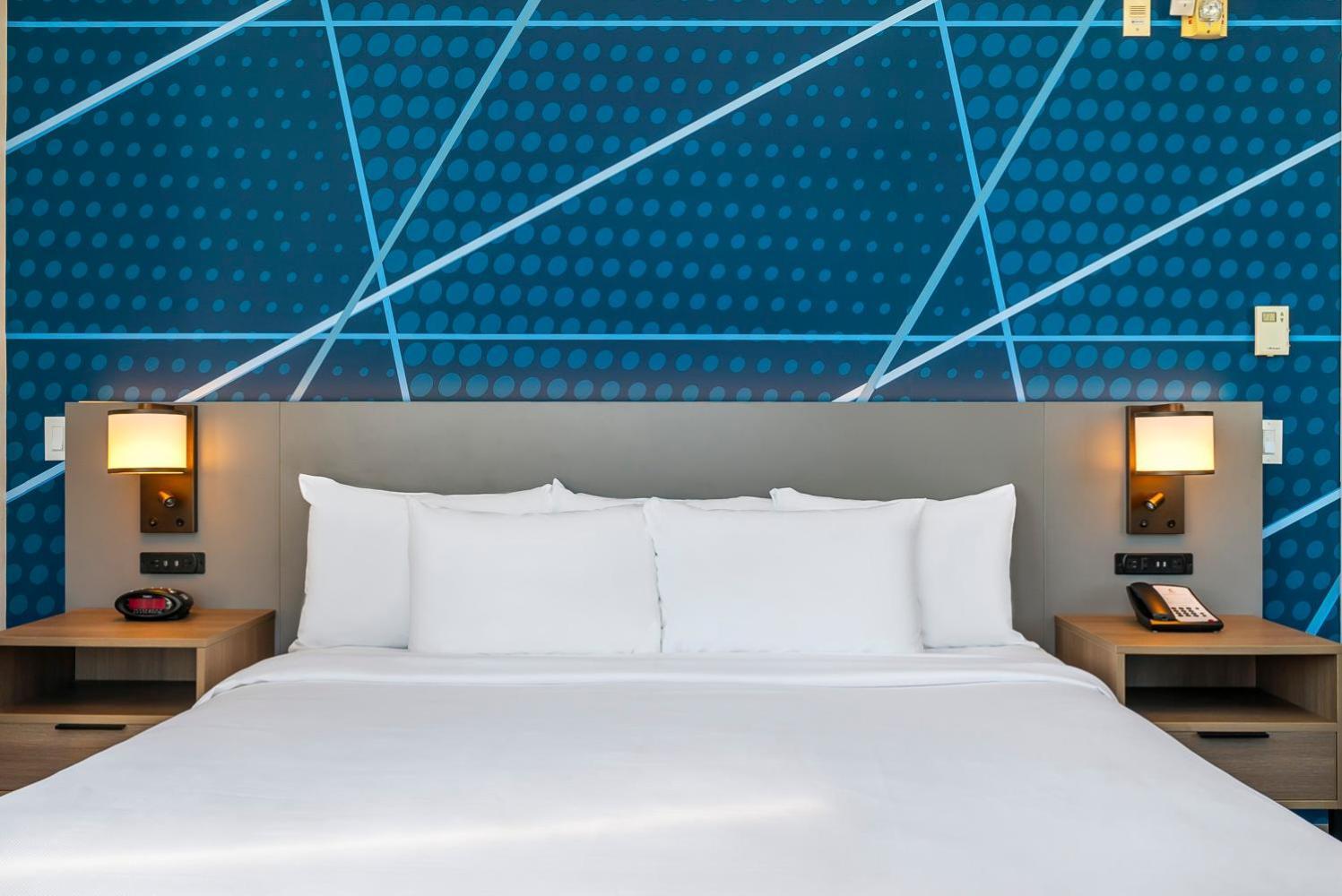 Comfort Suites Kelowna Dış mekan fotoğraf