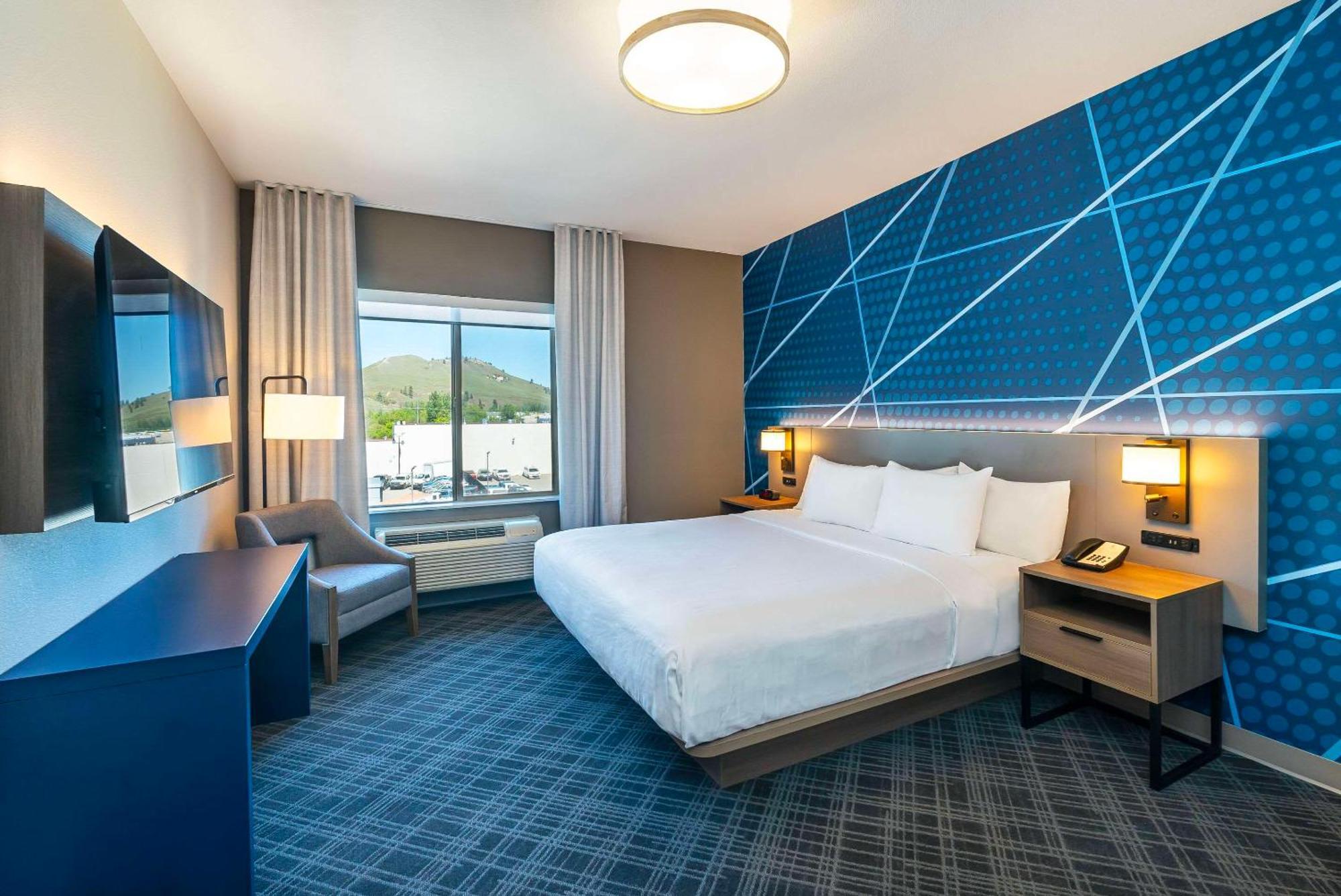 Comfort Suites Kelowna Dış mekan fotoğraf